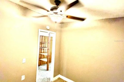 Appartement à louer à Kissimmee, Floride: 2 chambres, 69.68 m2 № 2388985 - photo 15