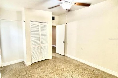 Appartement à louer à Kissimmee, Floride: 2 chambres, 69.68 m2 № 2388985 - photo 13