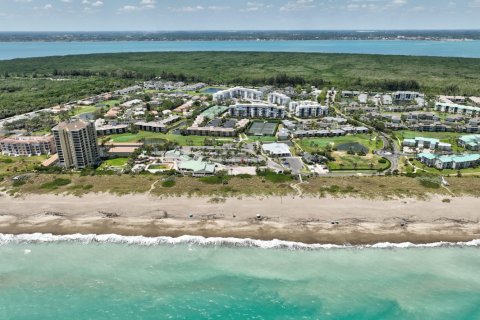 Condo in Fort Pierce, Florida, 1 bedroom  № 1183226 - photo 1