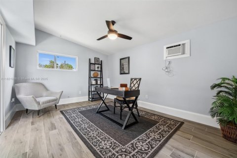 Villa ou maison à vendre à Cape Coral, Floride: 4 chambres, 319.21 m2 № 1786579 - photo 26