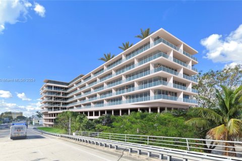 Immobilier commercial à vendre à Miami, Floride № 1940802 - photo 4