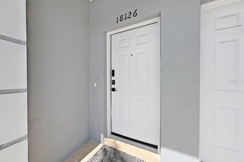 Townhouse in Tampa, Florida 2 bedrooms, 131.18 sq.m. № 2209804 - photo 4