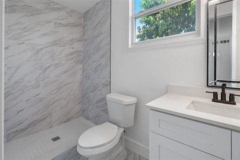 House in Orlando, Florida 4 bedrooms, 110.55 sq.m. № 1856774 - photo 12
