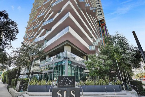 Condo in Miami, Florida, 2 bedrooms  № 2034050 - photo 6