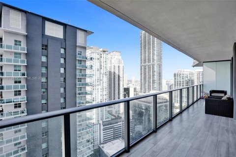 Condo in Miami, Florida, 2 bedrooms  № 2034050 - photo 28