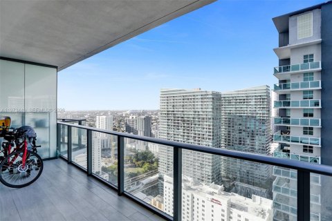 Condo in Miami, Florida, 2 bedrooms  № 2034050 - photo 22