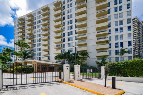 Condo à Miami, Floride, 1 chambre  № 2017787