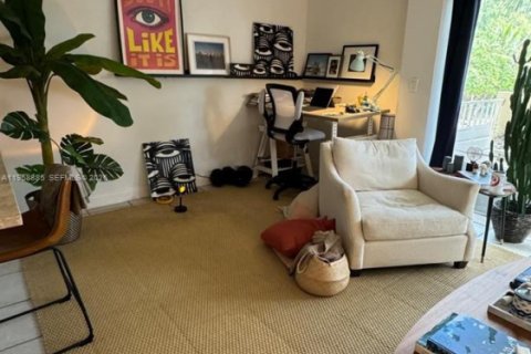 Copropriété à louer à Miami, Floride: 1 chambre, 77.2 m2 № 2017787 - photo 20