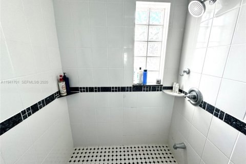 Copropriété à vendre à Hollywood, Floride: 1 chambre, 40.04 m2 № 1999147 - photo 17