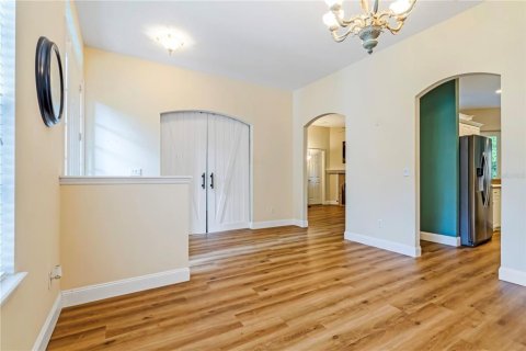 Купить виллу или дом в Деланд, Флорида 6 комнат, 188.13м2, № 2225457 - фото 11