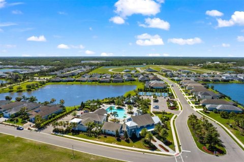 House in Parrish, Florida 3 bedrooms, 164.53 sq.m. № 1589948 - photo 13