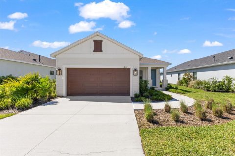 House in Parrish, Florida 3 bedrooms, 164.53 sq.m. № 1589948 - photo 1