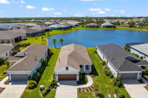 House in Parrish, Florida 3 bedrooms, 164.53 sq.m. № 1589948 - photo 3