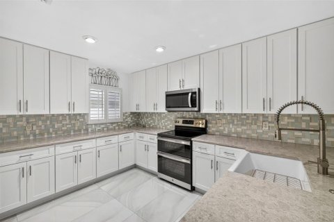 Casa en venta en Bonita Springs, Florida, 3 dormitorios, 145.02 m2 № 1916053 - foto 8