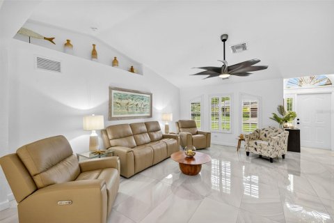 Casa en venta en Bonita Springs, Florida, 3 dormitorios, 145.02 m2 № 1916053 - foto 5