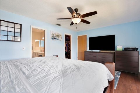 Condo in Winter Springs, Florida, 3 bedrooms № 2226745 - photo 12