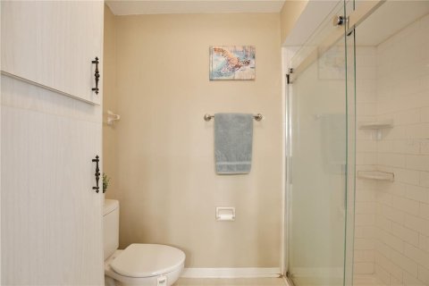 Condo in Winter Springs, Florida, 3 bedrooms № 2226745 - photo 14