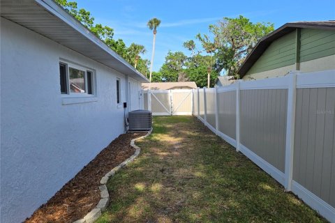 Villa ou maison à vendre à Port Orange, Floride: 2 chambres, 134.52 m2 № 1637476 - photo 29