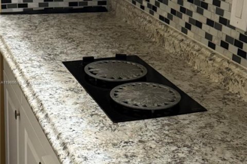 Propiedad comercial en alquiler en Miramar, Florida, 1 dormitorio, 113.71 m2 № 2047119 - foto 9