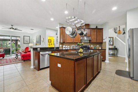 House in Orlando, Florida 5 bedrooms, 396.23 sq.m. № 1717574 - photo 22