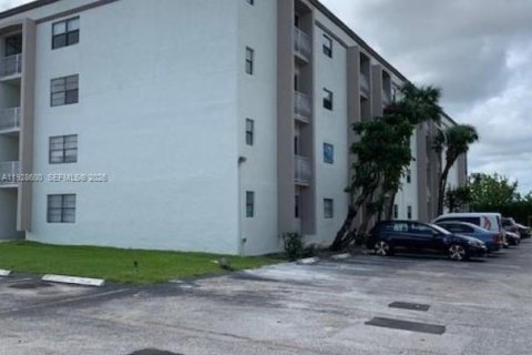 Condominio en alquiler en Dania Beach, Florida, 2 dormitorios, 86.68 m2 № 2058267 - foto 5