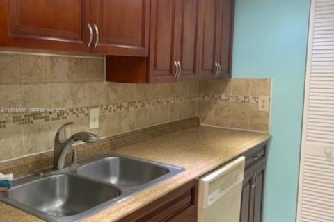 Condominio en alquiler en Dania Beach, Florida, 2 dormitorios, 86.68 m2 № 2058267 - foto 7