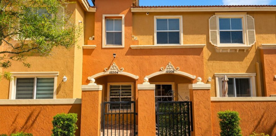 Touwnhouse à Miramar, Floride 3 chambres, 116.69 m2 № 2247862