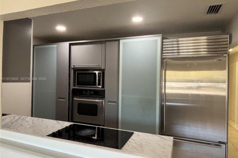 Immobilier commercial à Margate, Floride 137.68 m2 № 2033524