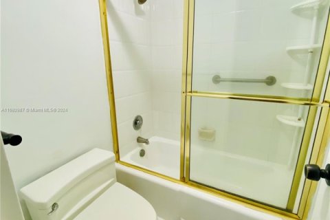 Condominio en alquiler en Miami Beach, Florida, 1 dormitorio, 52.95 m2 № 1958978 - foto 14