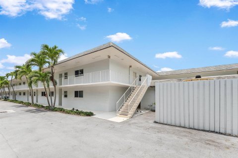 Condo in Delray Beach, Florida, 1 bedroom № 2177501 - photo 2