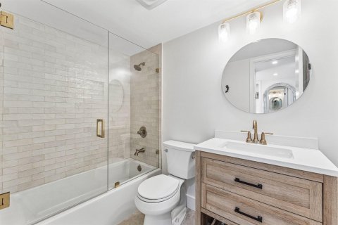 Condo in Delray Beach, Florida, 1 bedroom № 2177501 - photo 18