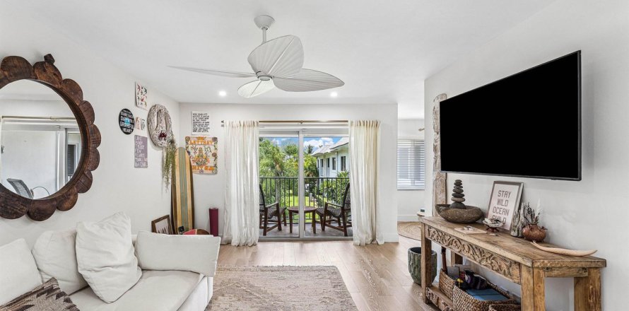 Condo in Delray Beach, Florida, 1 bedroom № 2177501