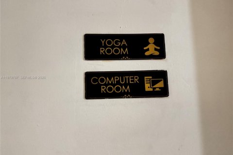 Condominio en venta en Aventura, Florida, 1 dormitorio, 85.28 m2 № 2043807 - foto 26