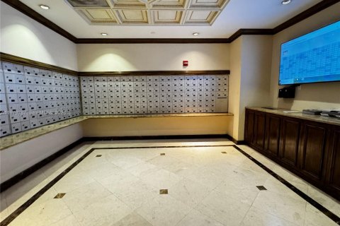 Condominio en venta en Aventura, Florida, 1 dormitorio, 85.28 m2 № 2043807 - foto 18