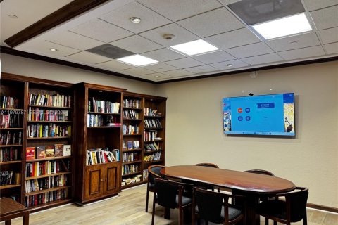 Condominio en venta en Aventura, Florida, 1 dormitorio, 85.28 m2 № 2043807 - foto 20