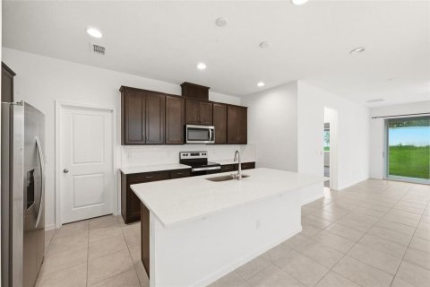 House in Clermont, Florida 4 bedrooms, 207.73 sq.m. № 2236680 - photo 17