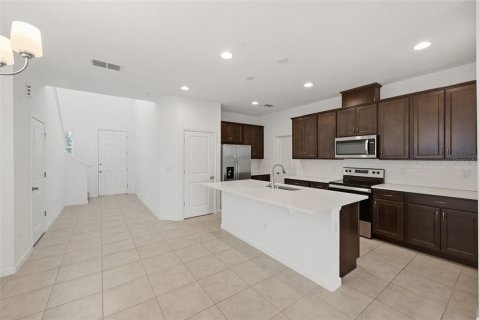 House in Clermont, Florida 4 bedrooms, 207.73 sq.m. № 2236680 - photo 15