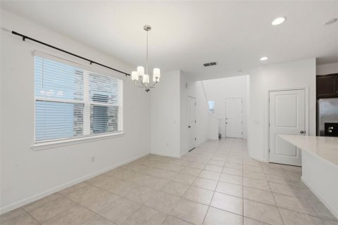 House in Clermont, Florida 4 bedrooms, 207.73 sq.m. № 2236680 - photo 14