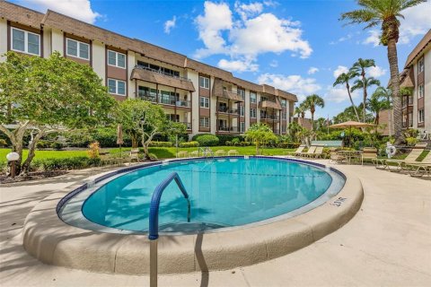 Condominio en venta en Clearwater, Florida, 3 dormitorios, 169.08 m2 № 2203530 - foto 26