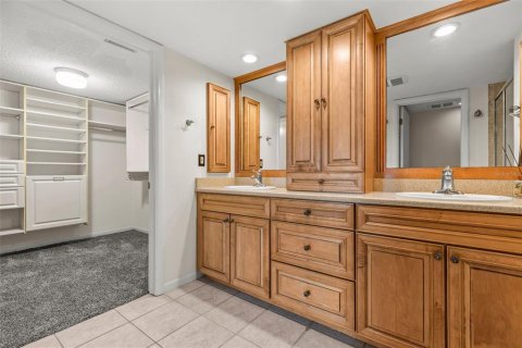 Condominio en venta en Clearwater, Florida, 3 dormitorios, 169.08 m2 № 2203530 - foto 16