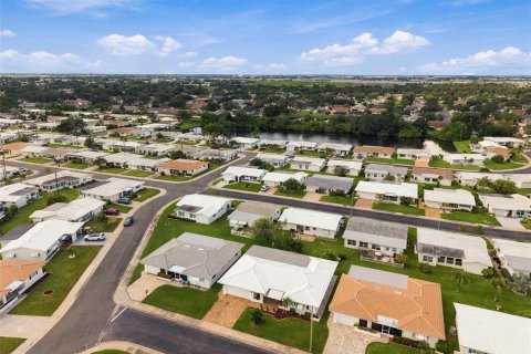 Condo in Pinellas Park, Florida, 3 bedrooms  № 2383396 - photo 26