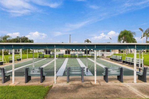 Condo in Pinellas Park, Florida, 3 bedrooms  № 2383396 - photo 28