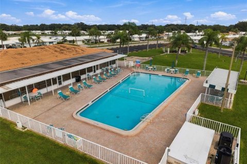 Condo in Pinellas Park, Florida, 3 bedrooms  № 2383396 - photo 29
