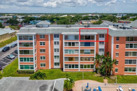 Copropriété à vendre à Saint Petersburg, Floride: 2 chambres, 97.55 m2 № 2231314 - photo 28