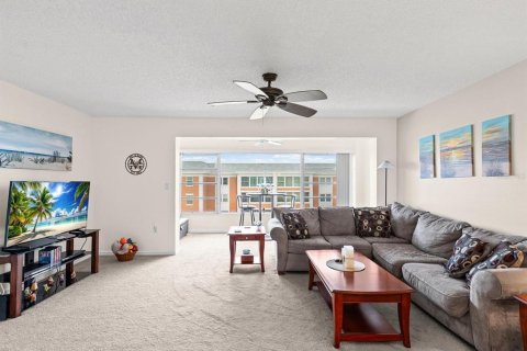 Copropriété à vendre à Saint Petersburg, Floride: 2 chambres, 97.55 m2 № 2231314 - photo 3