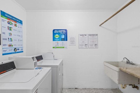 Copropriété à vendre à Saint Petersburg, Floride: 2 chambres, 97.55 m2 № 2231314 - photo 19