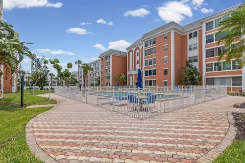 Copropriété à vendre à Saint Petersburg, Floride: 2 chambres, 97.55 m2 № 2231314 - photo 26