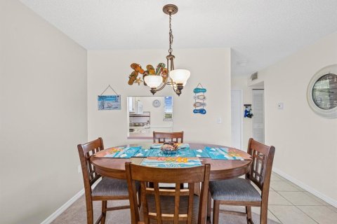 Copropriété à vendre à Saint Petersburg, Floride: 2 chambres, 97.55 m2 № 2231314 - photo 8