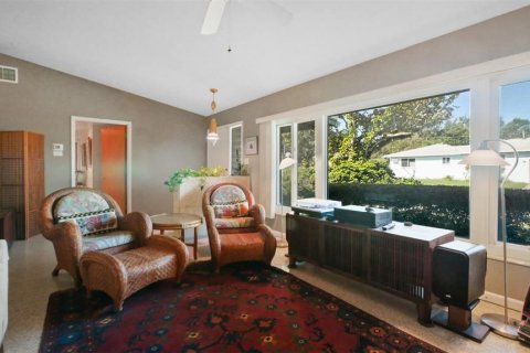 Villa ou maison à vendre à Gulfport, Floride: 3 chambres, 162.76 m2 № 1906702 - photo 5