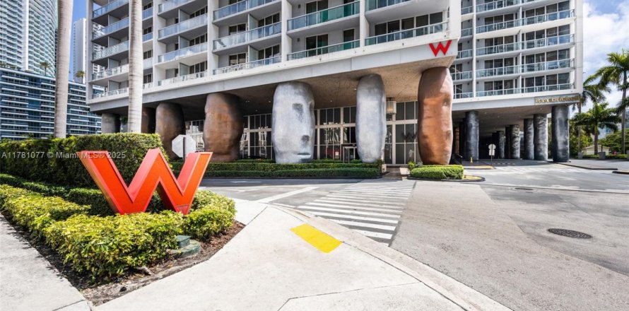 Condominio en Miami, Florida, 1 dormitorio № 1633988